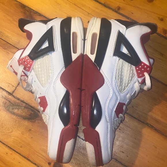 Retro Jordan 4s - Picture 7 of 16